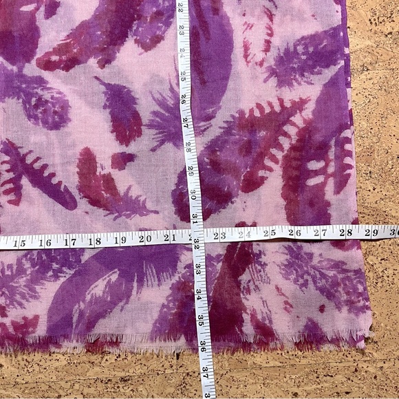 Feather Scarf In Pink Magenta & Burgundy - Picture 7 of 8